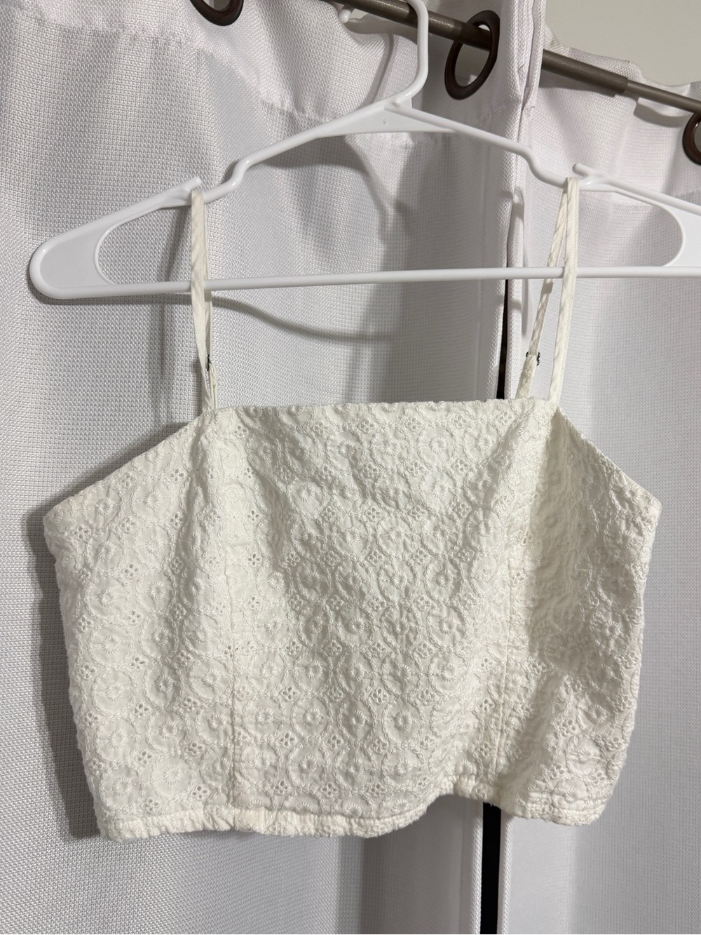 Aeropostale White Cropped Cami Top - Women